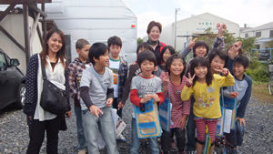 ec0818ae - 竜王西小学校3年生　あわび茸ハウス見学